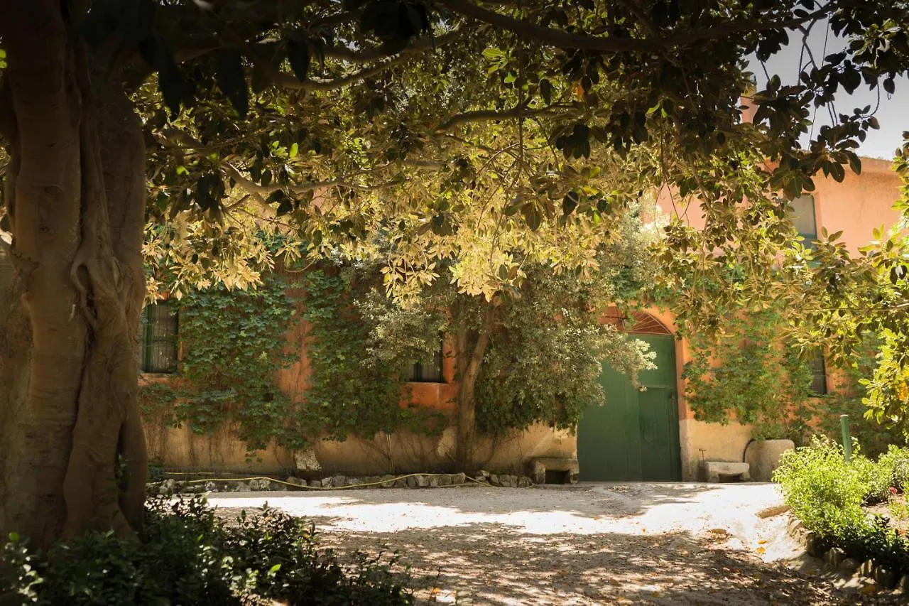 Masseria Pernice Monreale 0*,